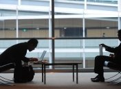 В выходные работает почти половина украинцев