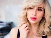 Светлана Лобода подчеркнула фигуру замечательным мини-платьем