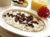 Диетологи рассказали, чем вредна овсянка быстрого приготовления