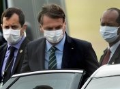 Президент Бразилии заподозрил у себя COVID-19 и отменил все запланированные встречи