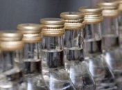 Сотрудники МВД прикрыли подпольный спиртзавод в Краматорске