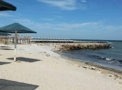 Пляжі Бердянська зараз пустують