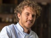 Победитель "Мастер Шеф" поделился новогодними рецептами салатов без майонеза 