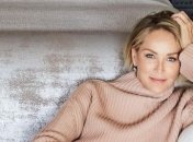 Шерон Стоун пройшла тест на наявність коронавірусу