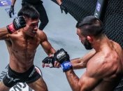 Боец ММА уникальным ударом-блоком нокаутировал соперника (видео)