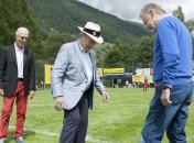 Блаттер снова идет в президенты ФИФА