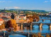 У Чехії відкрили ресторани з терасами, перукарні і ТЦ