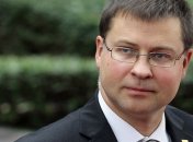 Латвия не откажется от перехода на евро