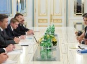 Украинские дипломаты будут ездить в Индию без виз