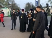 В Україну привезли Благодатний вогонь (Відео)
