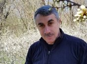 Пасха 2019: Доктор Комаровский поделился милым семейным снимком с внуками