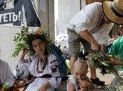 Протест возле Украинского дома продолжается 