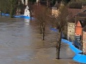 Большая вода: В Британии экстренно эвакуируют жителей города Северн