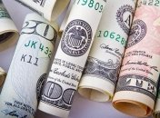 Курс валют 24 сентября: доллар и евро продолжают падение