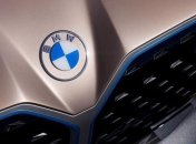 Откройте для себя бренд вновь: BMW обновила логотип