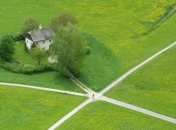 Люди вредны для здоровья: Исследователи установили, почему лучше жить отдельно