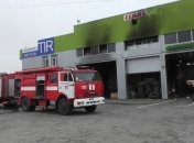 Сервис шиномонтажа вместе с грузовиками горел на Житомирщине