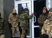 СМИ: Активистам в отеле "Казацкий" поставили ультиматум