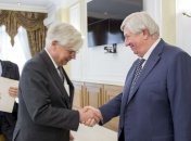 Шокин обсудил с послом ФРГ расследование преступлений на Майдане