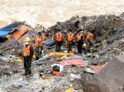 На Прикарпатье дома в селе могут сползти в пропасть