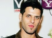 Умер известный музыкант британской группы "LFO" Девин Лима