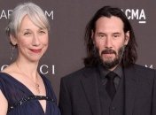 Уже не холостяк: Киану Ривз на благотворительном фестивале с девушкой (Фото)