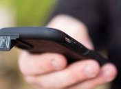 Чехол COVR Photo для iPhone SE позволяет вести скрытую съемку (Видео)