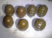 На Донетчине обнаружили тайник боеприпасов в заброшенном доме