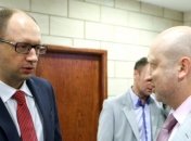 Оппозиция едет в предвыборный тур - 10 автобусов и 9 грузовиков