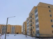 Порошенко вручил первым 80 офицерам 92-й бригады ВСУ ордеры на жилье