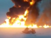 В России произошел взрыв и пожар прямо посреди реки, есть пострадавший (видео)