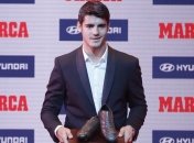 Игрок "Реала" оригинально сделал предложение своей девушке (Видео)