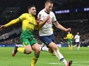 Дайер получил 4-матчевый бан за забег на трибуны (Видео)