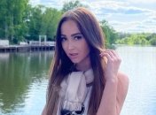 "Ольга, на фоне храма? Вы серьезно?!": Бузова разозлила сеть неуместным фото