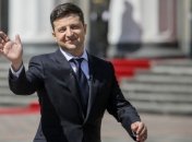 Пообещал повышение зарплат: Зеленский поздравил врачей с Днем медика