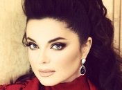 Наташа Королева заинтриговала своих поклонников