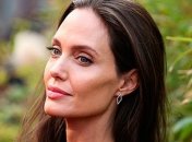Стала известна причина болезненной худобы Анджелины Джоли