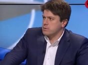 Нардеп: Введение военного положения - крайняя мера