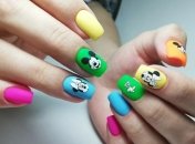 Маникюр 2020: яркий молодежный дизайн на лето (Фото)