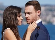 Кадр із серіалу "Постукай у мої двері"