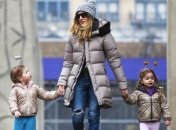 10 звездных семей, которые растят близнецов