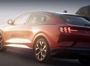 Электрокар Ford Mustang Mach-E рассекречен до премьеры: появились первые фото (Фото)