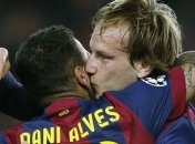 "Барселона" покупает защитника, несмотря на решение Алвеса