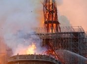 Трамп предложил Франции лучших экспертов для восстановления Нотр-Дама