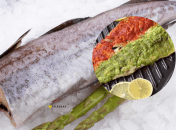 Филе минтая под двумя соусами