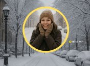 Девушка на заснеженной улице