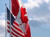 Канада і США закривають кордон від туристів