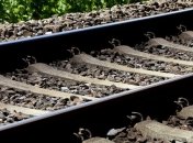 На Киевщине парня сбил поезд, на котором ехала его мать