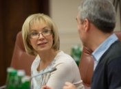 Денисова: Янукович и Азаров не получают своих пенсий