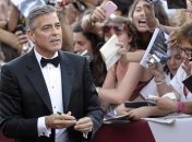 Джордж Клуни выставил себя на аукционе